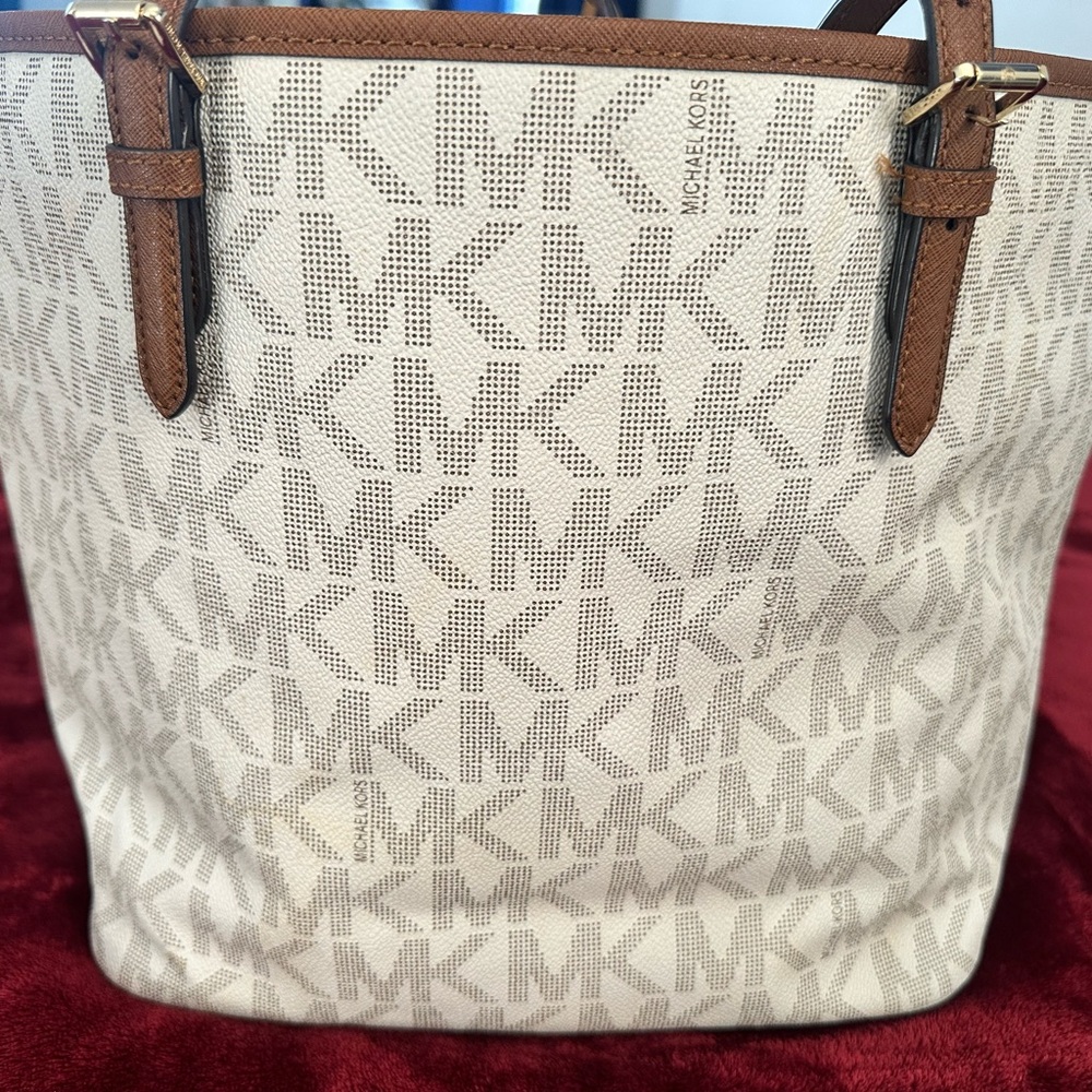 Michael Kors Cream and Brown Logo Tote with VGC - Picture 3 of 9
